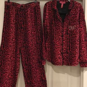 Large Betsy Johnson Intimates Flannel pajamas heart shape buttons. Hot ink/black